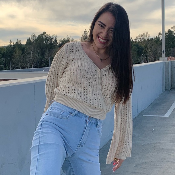 ASTR the label beige cardigan button top - Picture 6 of 8